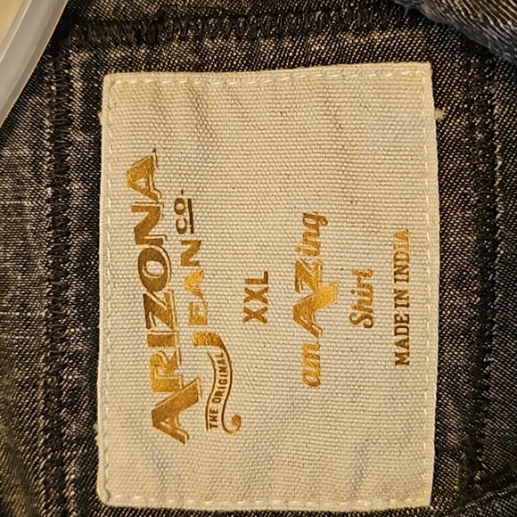 Denim look, paint spatter look top - Picture 2 of 6